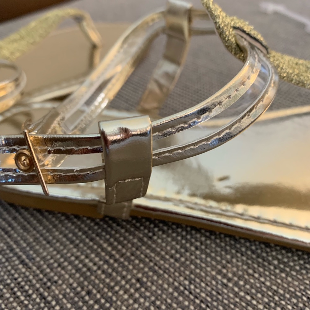 Gold Sandals !!☀️🌼 - Picture 2 of 3